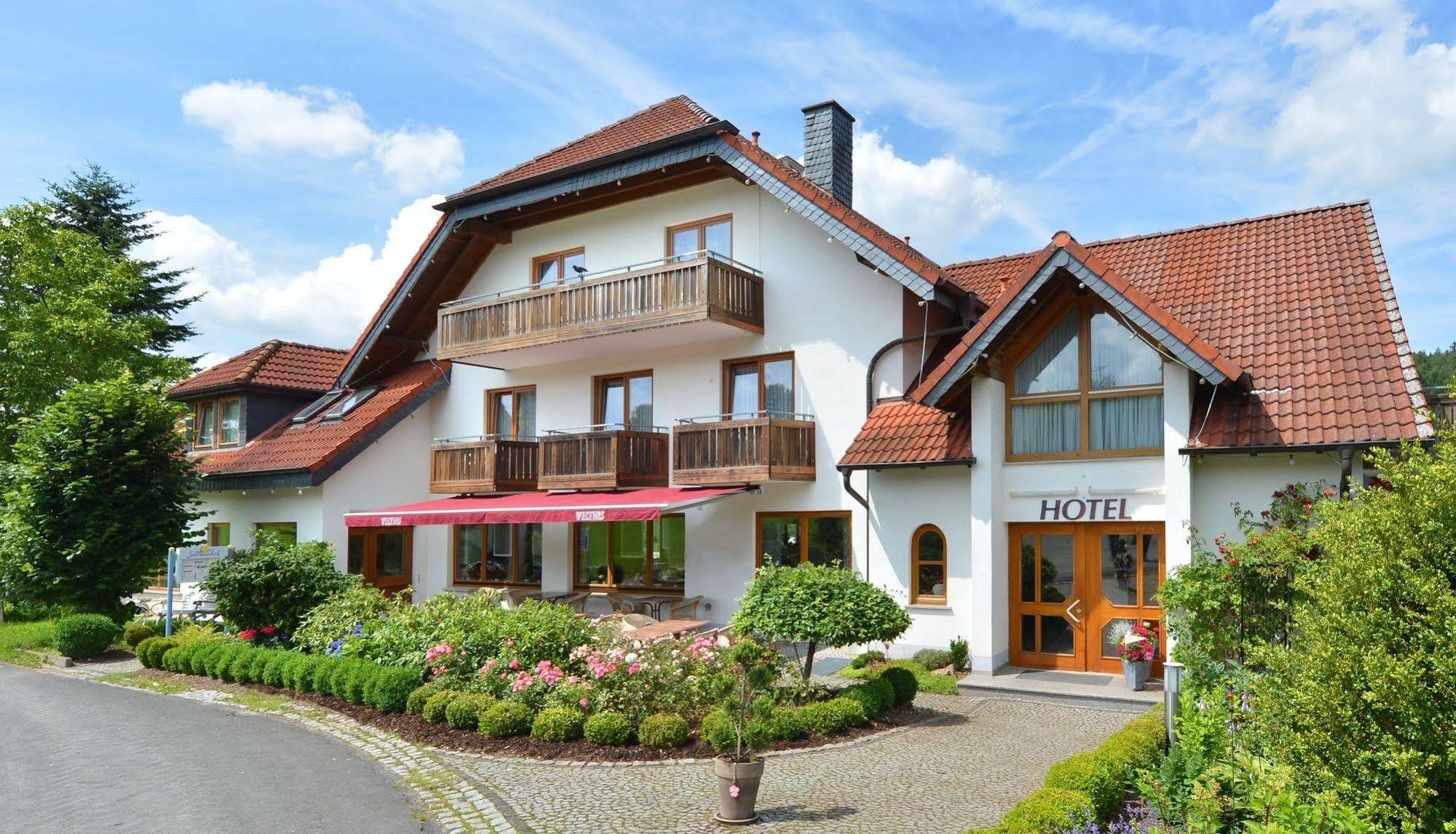 Rhön-Hotel Sonnenhof - Restaurant&Café Poppenhausen Esterno foto